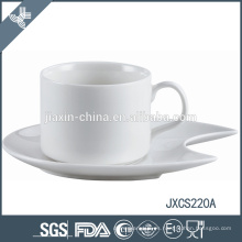 Taza y platillo de café de porcelana 100CC